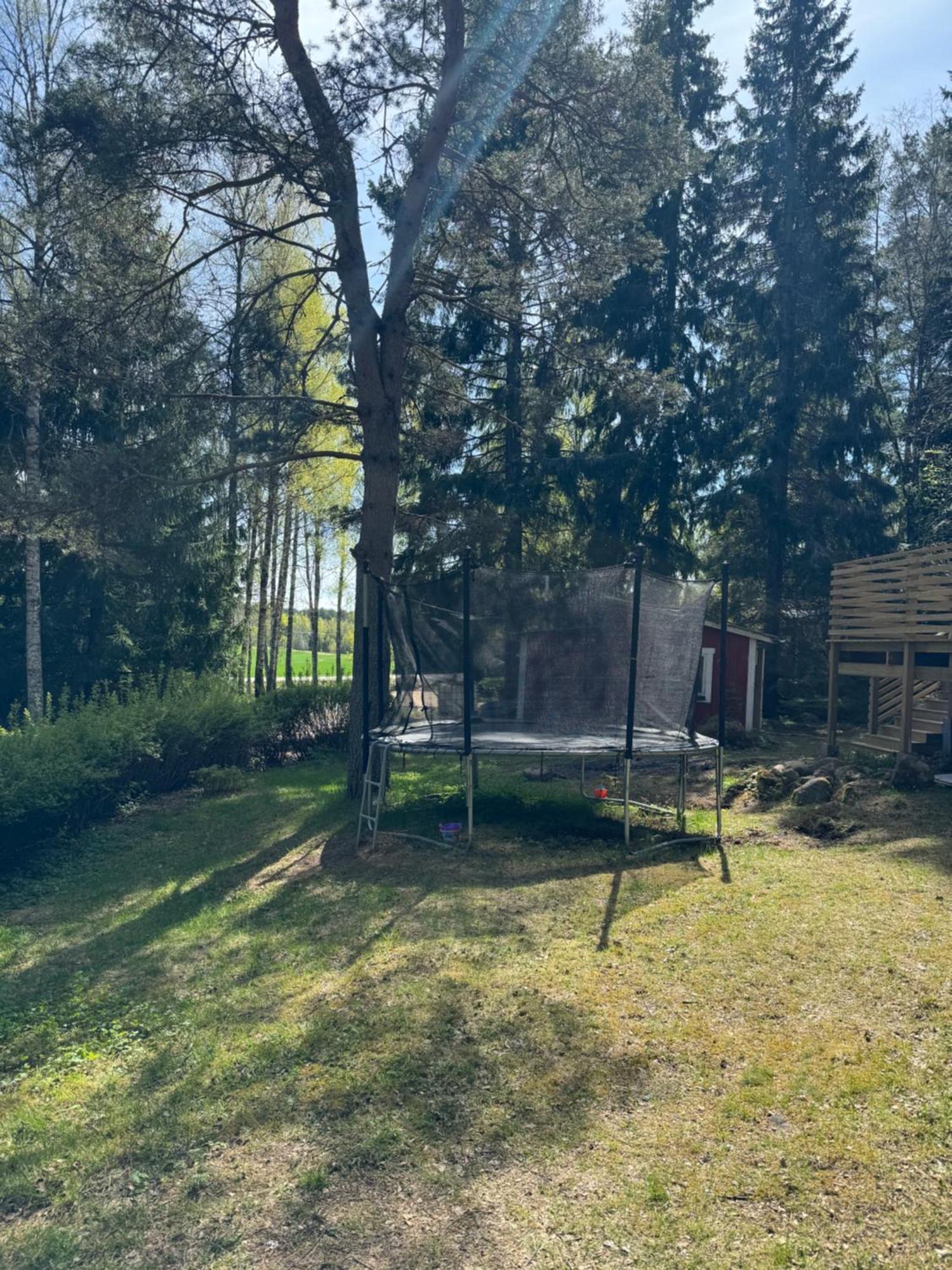 Mysig Stuga I Naevesta Örebro Exterior foto